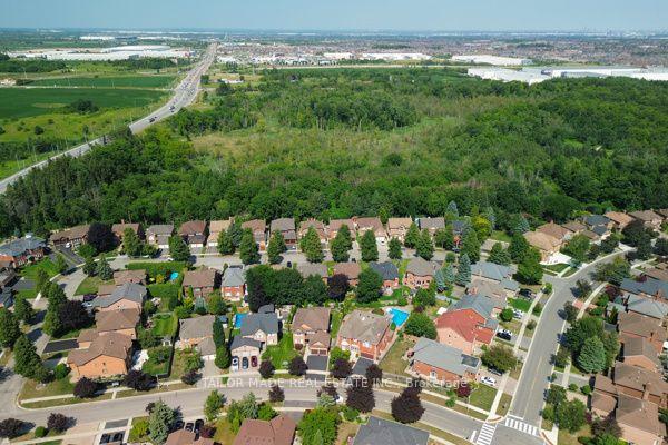 Photo 68 of 3 Stonegate Drive, Brampton, Snelgrove — HOMEH