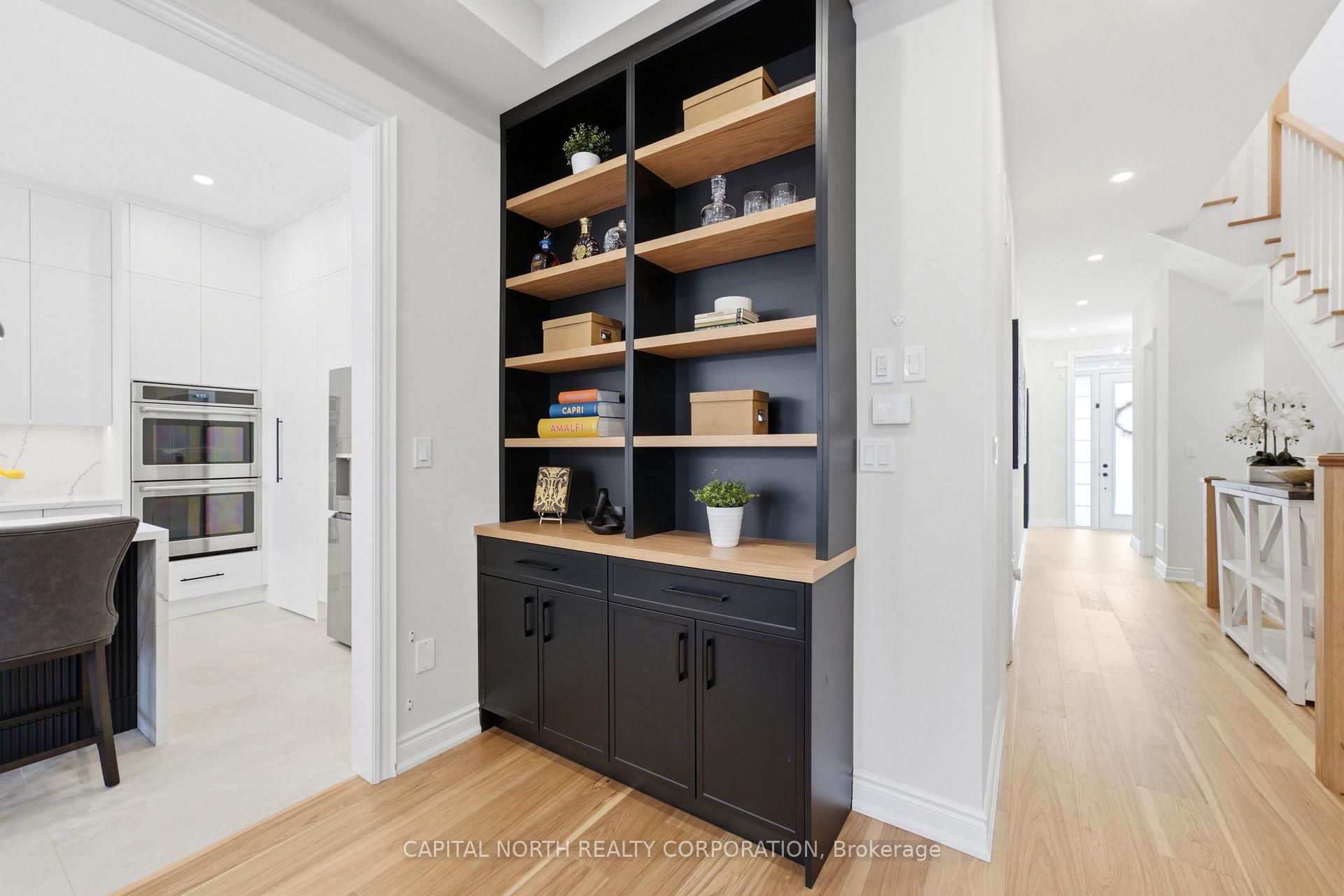 Photo 13 of 1344 Hydrangea Gardens, Oakville, Joshua Meadows — HOMEH