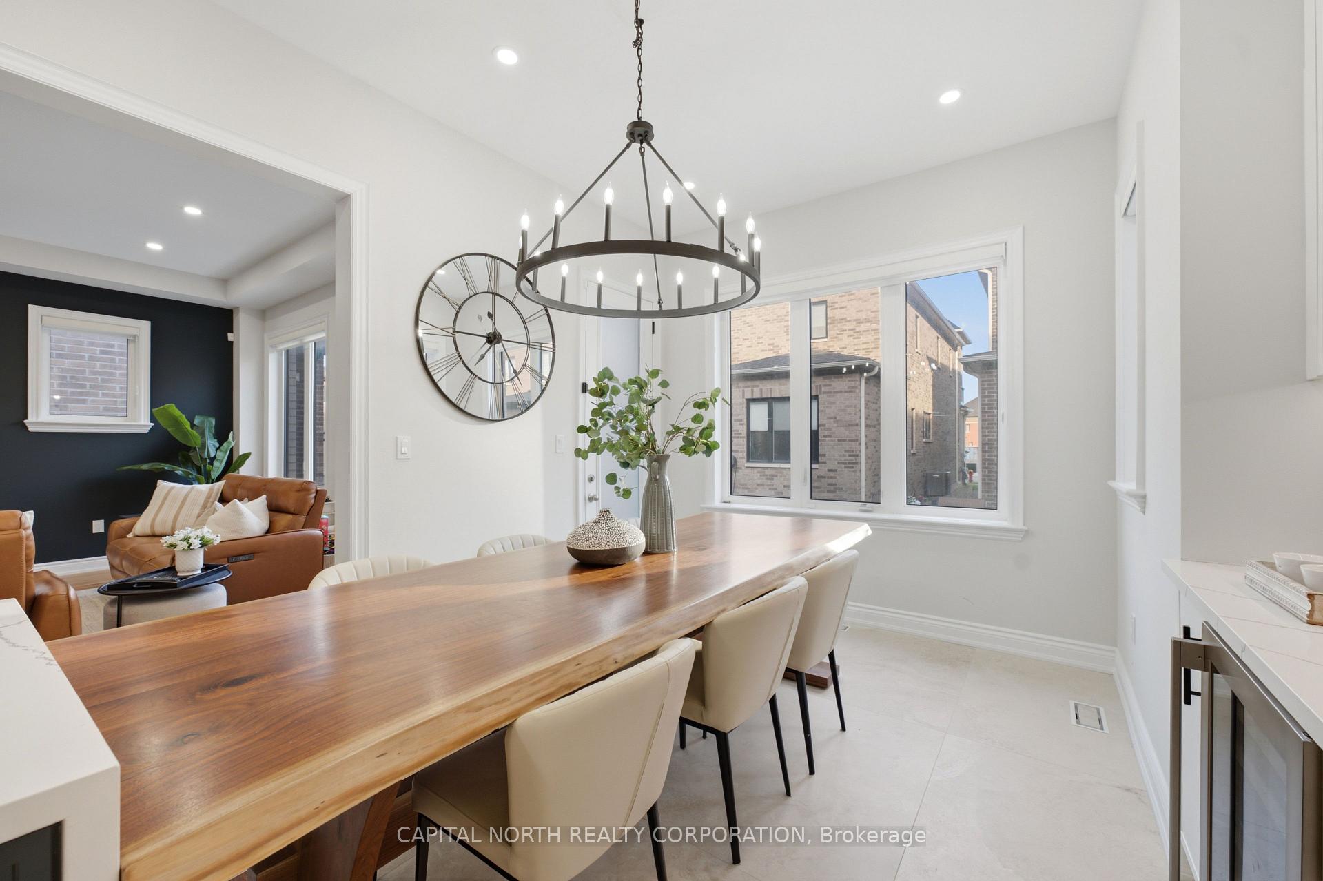 Photo 23 of 1344 Hydrangea Gardens, Oakville, Joshua Meadows — HOMEH