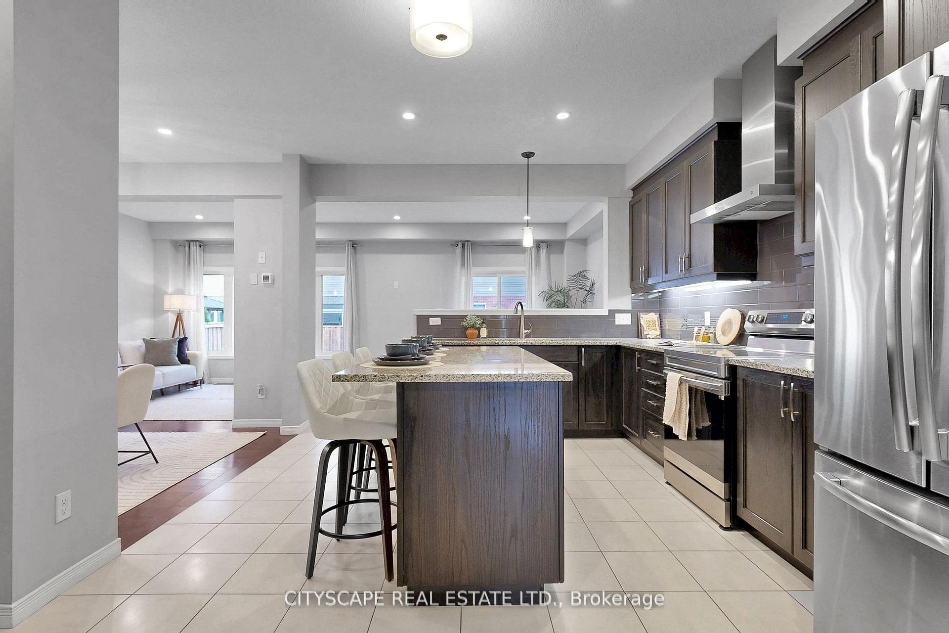 Photo 9 of 274 Buttonbush Street, Waterloo, Columbia Forest/Clair Hills — HOMEH