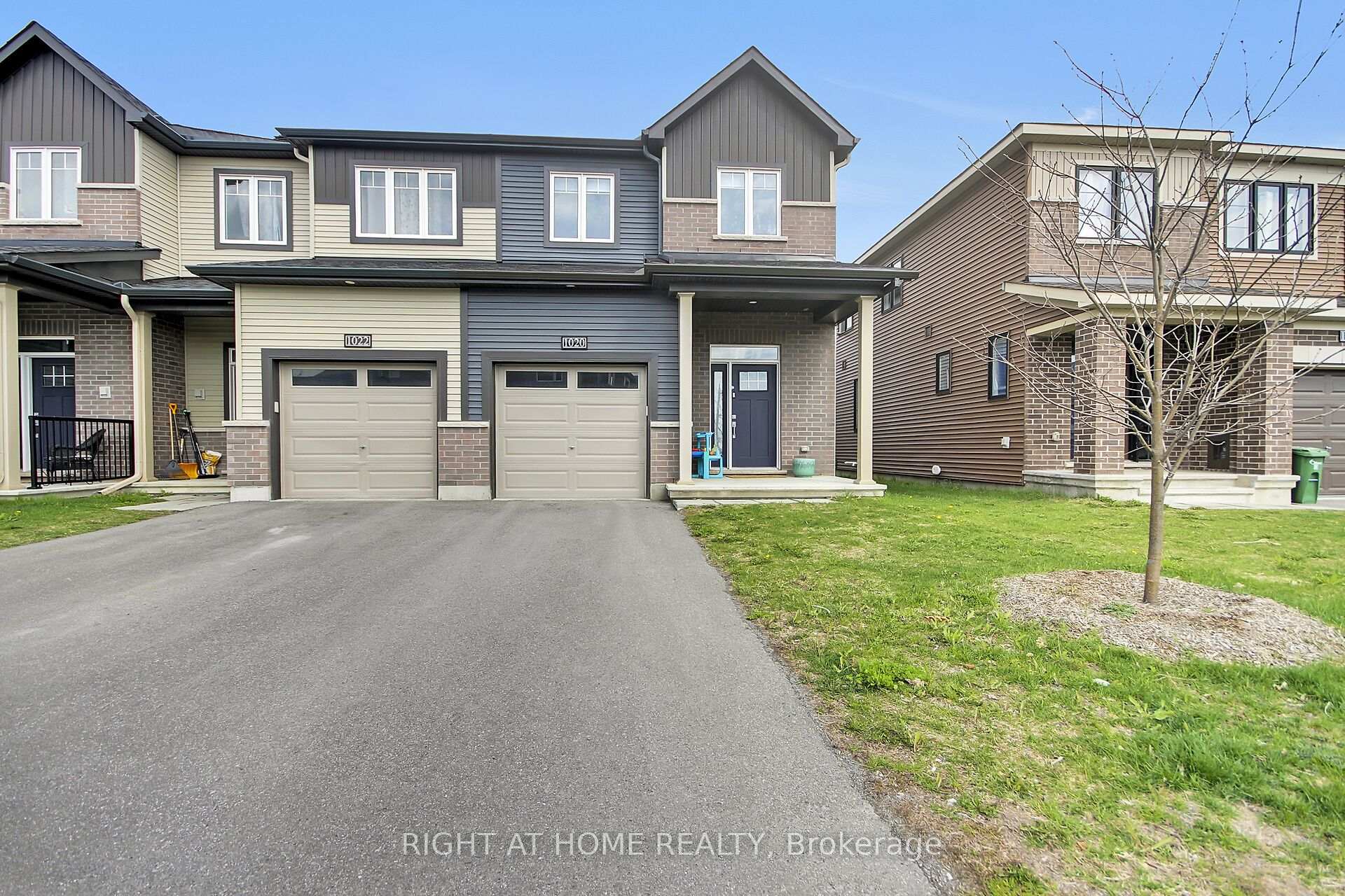 Photo 1 of 1020 Ballyhale Heights, Ottawa, Barrhaven - Half Moon Bay — HOMEH