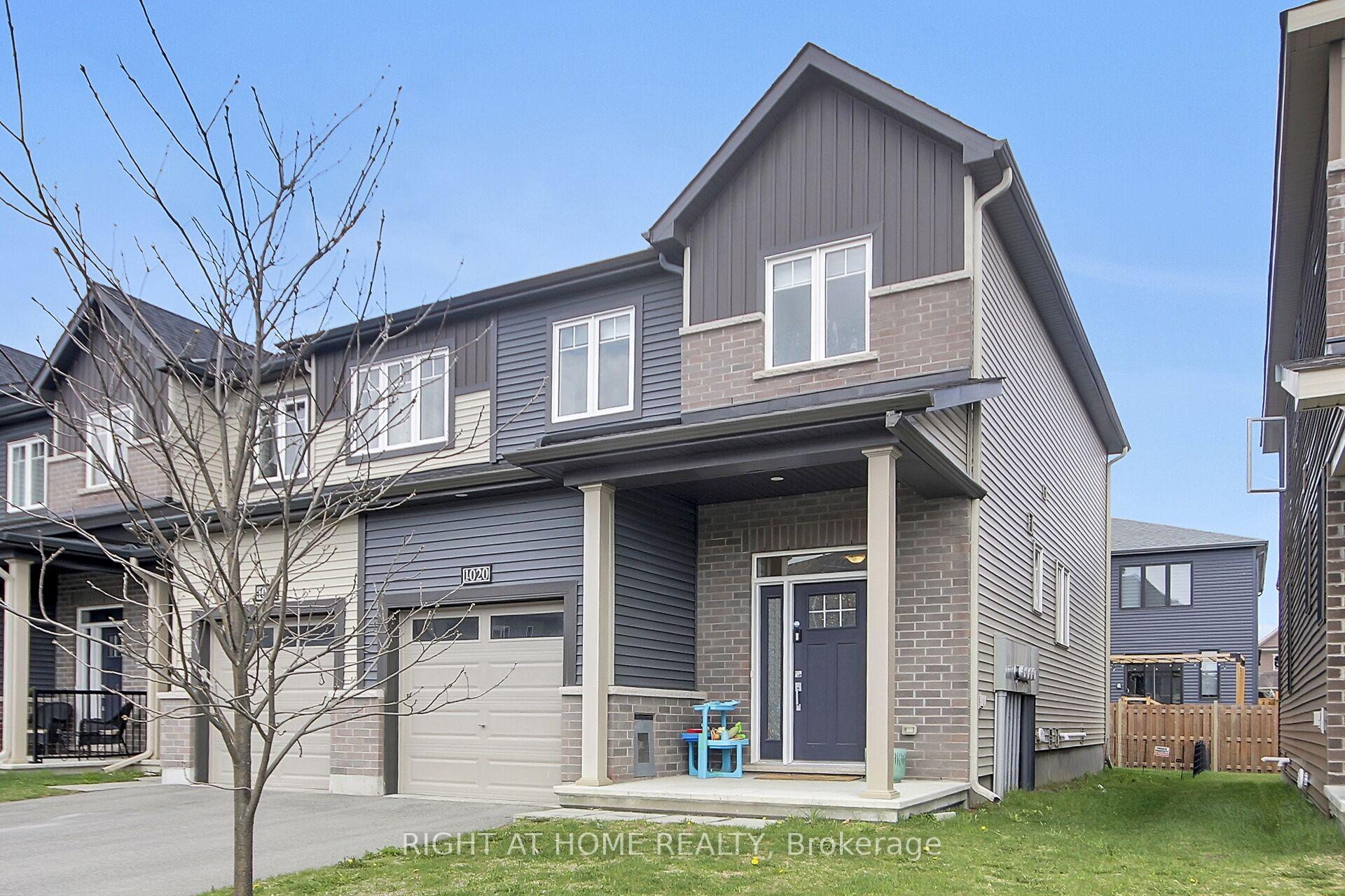 Photo 2 of 1020 Ballyhale Heights, Ottawa, Barrhaven - Half Moon Bay — HOMEH