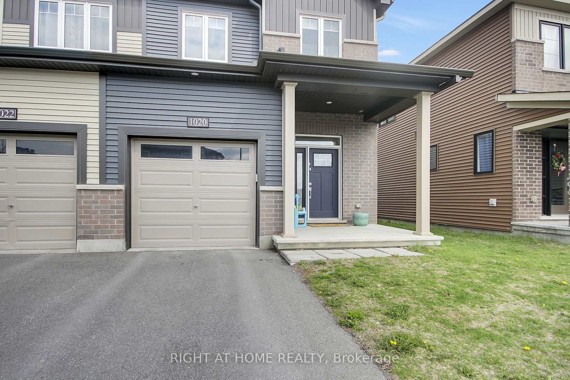 Photo 3 of 1020 Ballyhale Heights, Ottawa, Barrhaven - Half Moon Bay — HOMEH