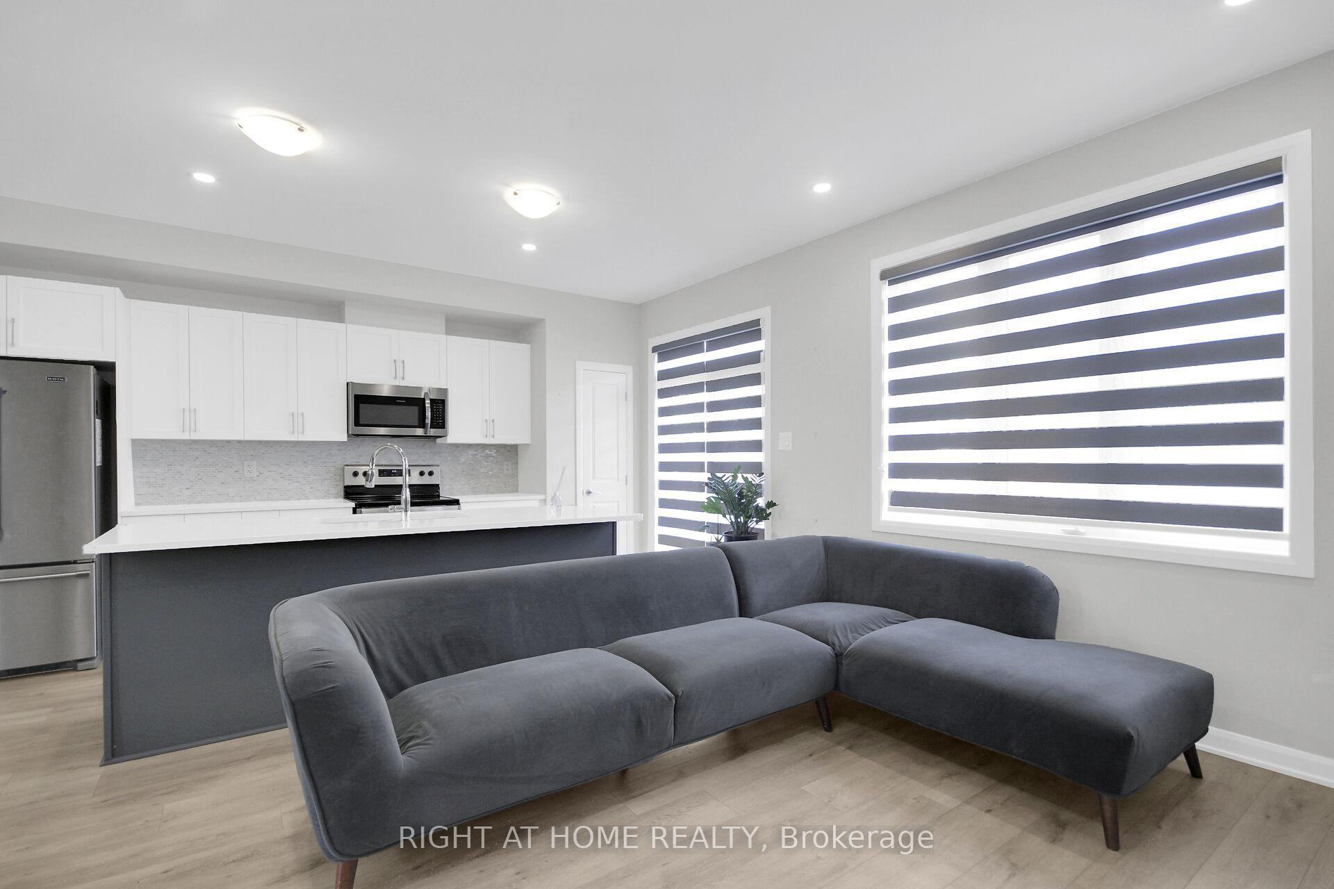 Photo 13 of 1020 Ballyhale Heights, Ottawa, Barrhaven - Half Moon Bay — HOMEH