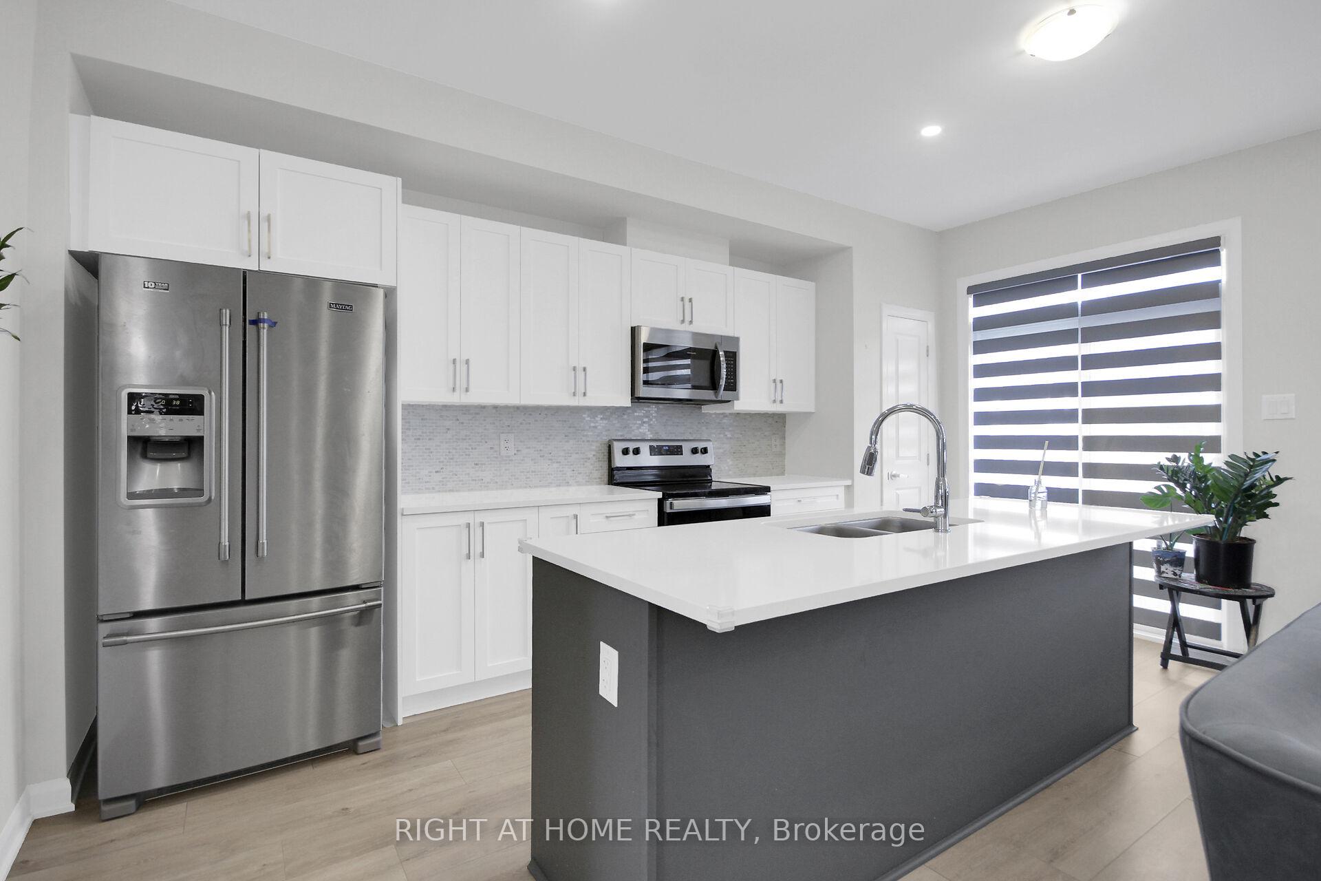 Photo 18 of 1020 Ballyhale Heights, Ottawa, Barrhaven - Half Moon Bay — HOMEH