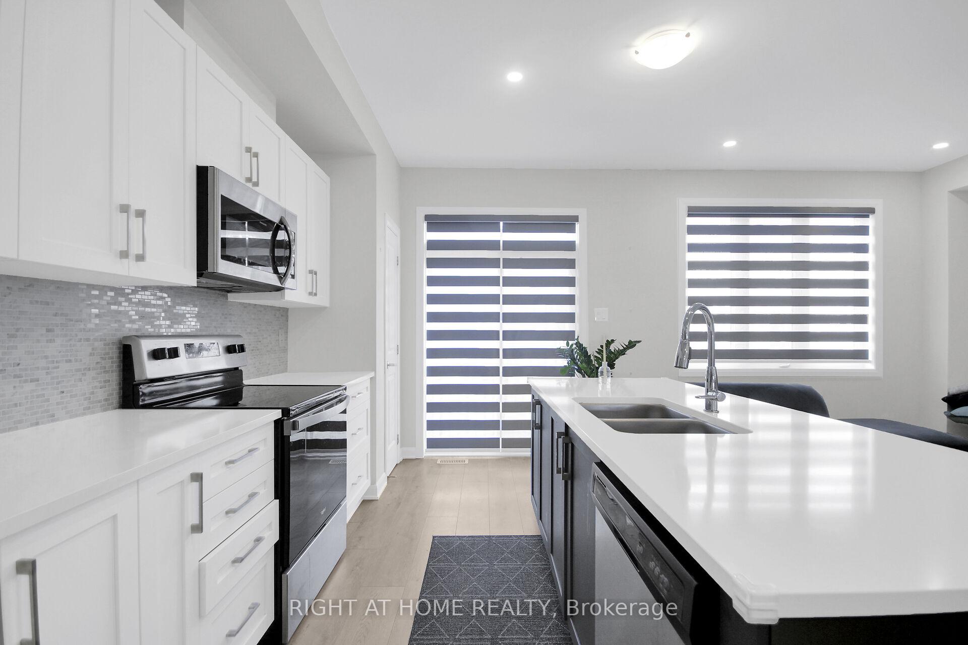 Photo 21 of 1020 Ballyhale Heights, Ottawa, Barrhaven - Half Moon Bay — HOMEH