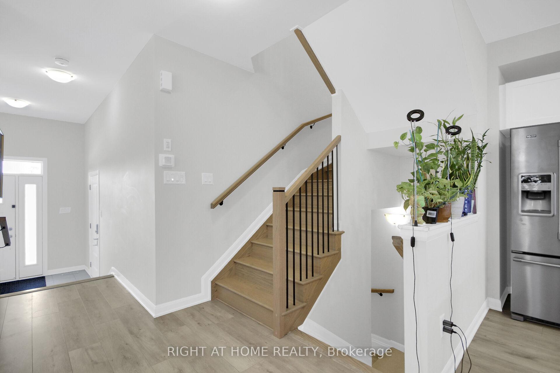 Photo 22 of 1020 Ballyhale Heights, Ottawa, Barrhaven - Half Moon Bay — HOMEH