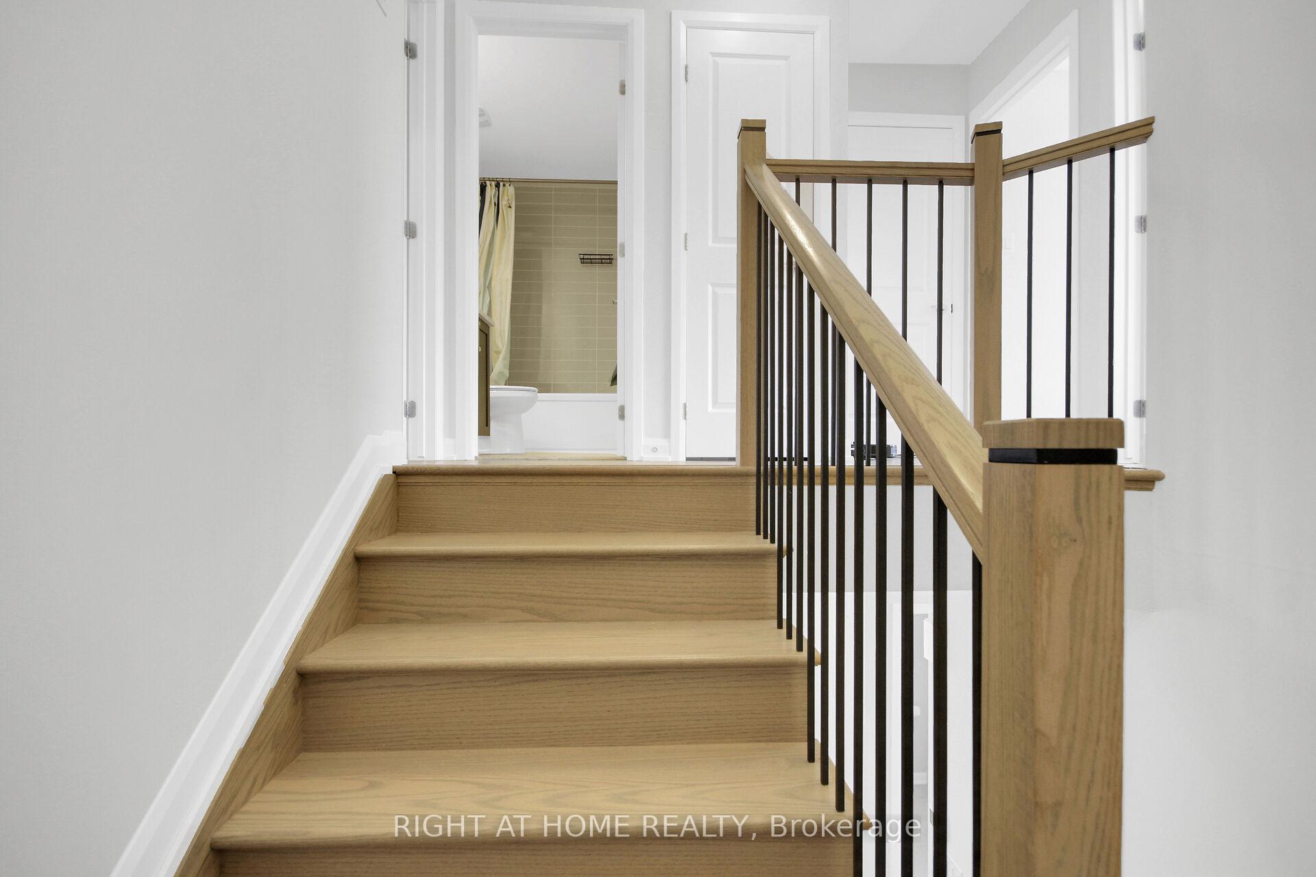 Photo 23 of 1020 Ballyhale Heights, Ottawa, Barrhaven - Half Moon Bay — HOMEH