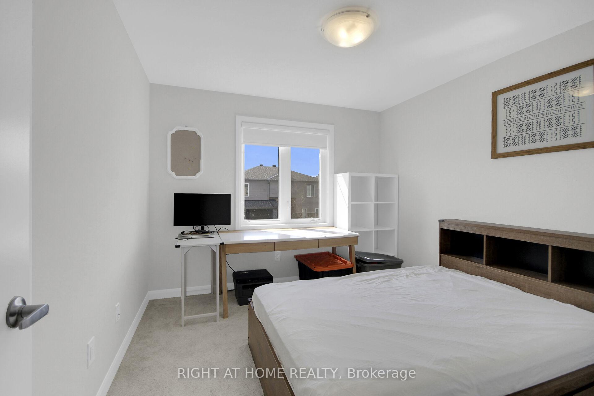Photo 30 of 1020 Ballyhale Heights, Ottawa, Barrhaven - Half Moon Bay — HOMEH