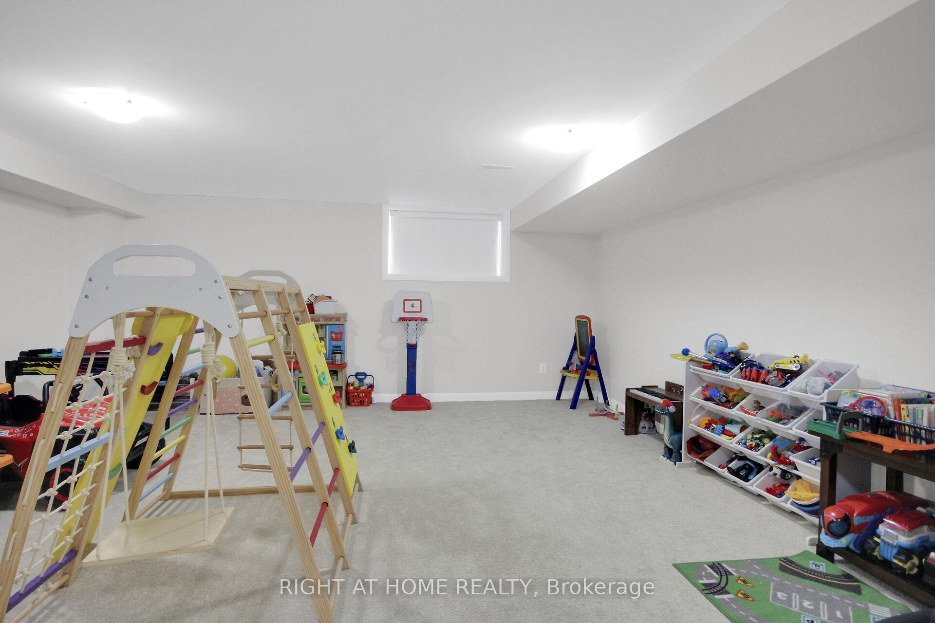 Photo 37 of 1020 Ballyhale Heights, Ottawa, Barrhaven - Half Moon Bay — HOMEH