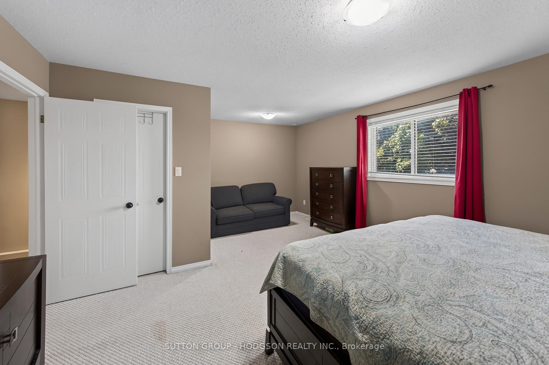 Photo 11 of 171 Emerald Road, London, South U — HOMEH