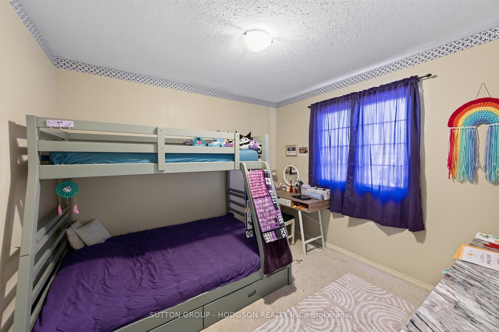 Photo 13 of 171 Emerald Road, London, South U — HOMEH