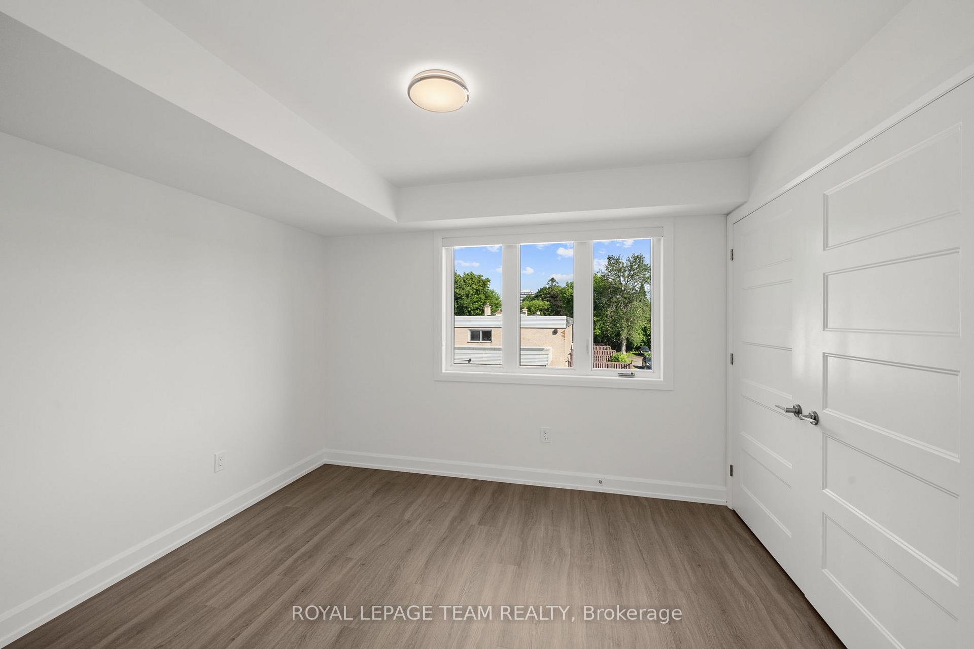 Photo 18 of Unit Upper, 1231 Shillington Avenue, Ottawa, Carlington — HOMEH