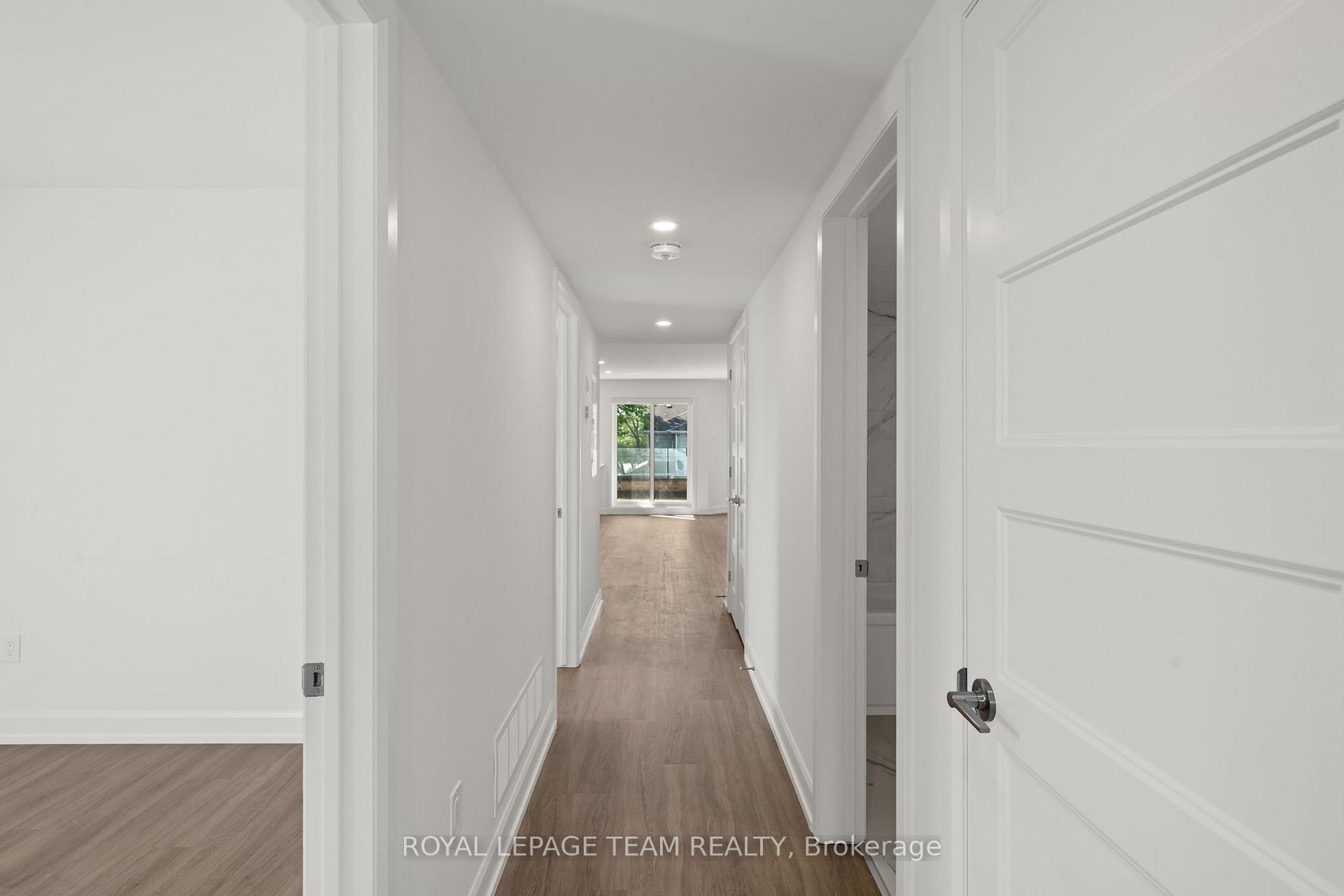 Photo 22 of Unit Upper, 1231 Shillington Avenue, Ottawa, Carlington — HOMEH