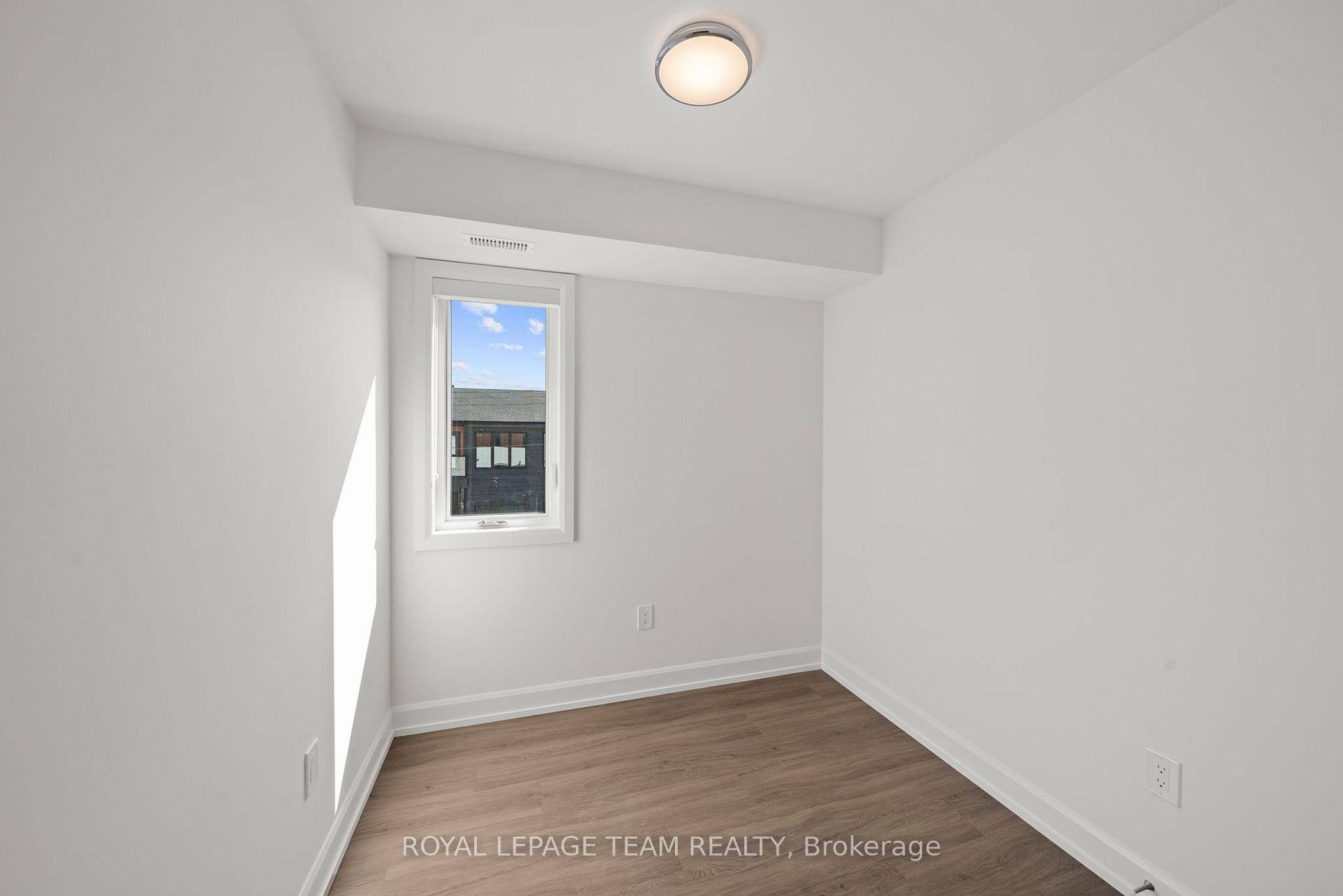 Photo 26 of Unit Upper, 1231 Shillington Avenue, Ottawa, Carlington — HOMEH