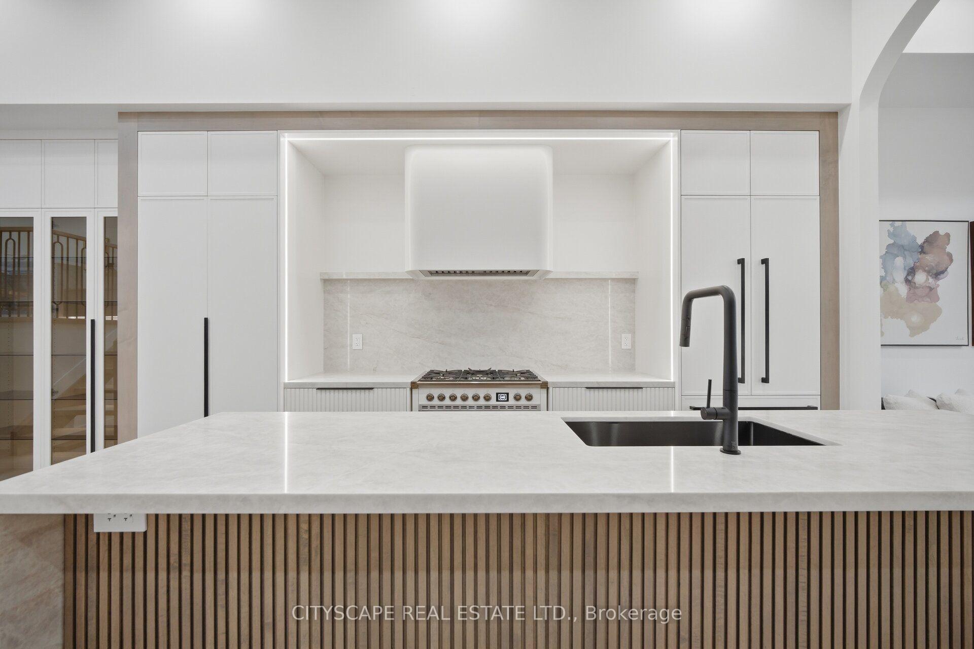 Photo 6 of 10A Holmstead Avenue, Toronto, O'Connor-Parkview — HOMEH