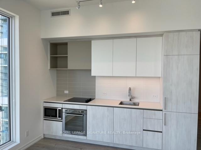 Photo 2 of Unit 3202, 7890 Jane Street, Vaughan, Vaughan Corporate Centre — HOMEH