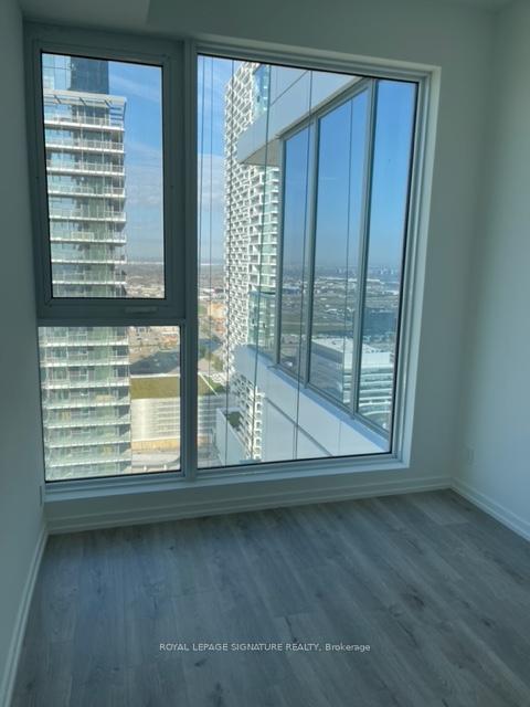 Photo 6 of Unit 3202, 7890 Jane Street, Vaughan, Vaughan Corporate Centre — HOMEH