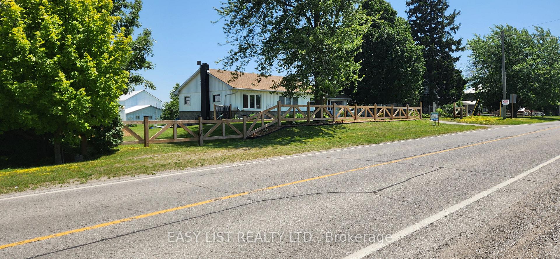 Photo 3 of 700 Norfolk County Road 28, Norfolk, Fairground — HOMEH