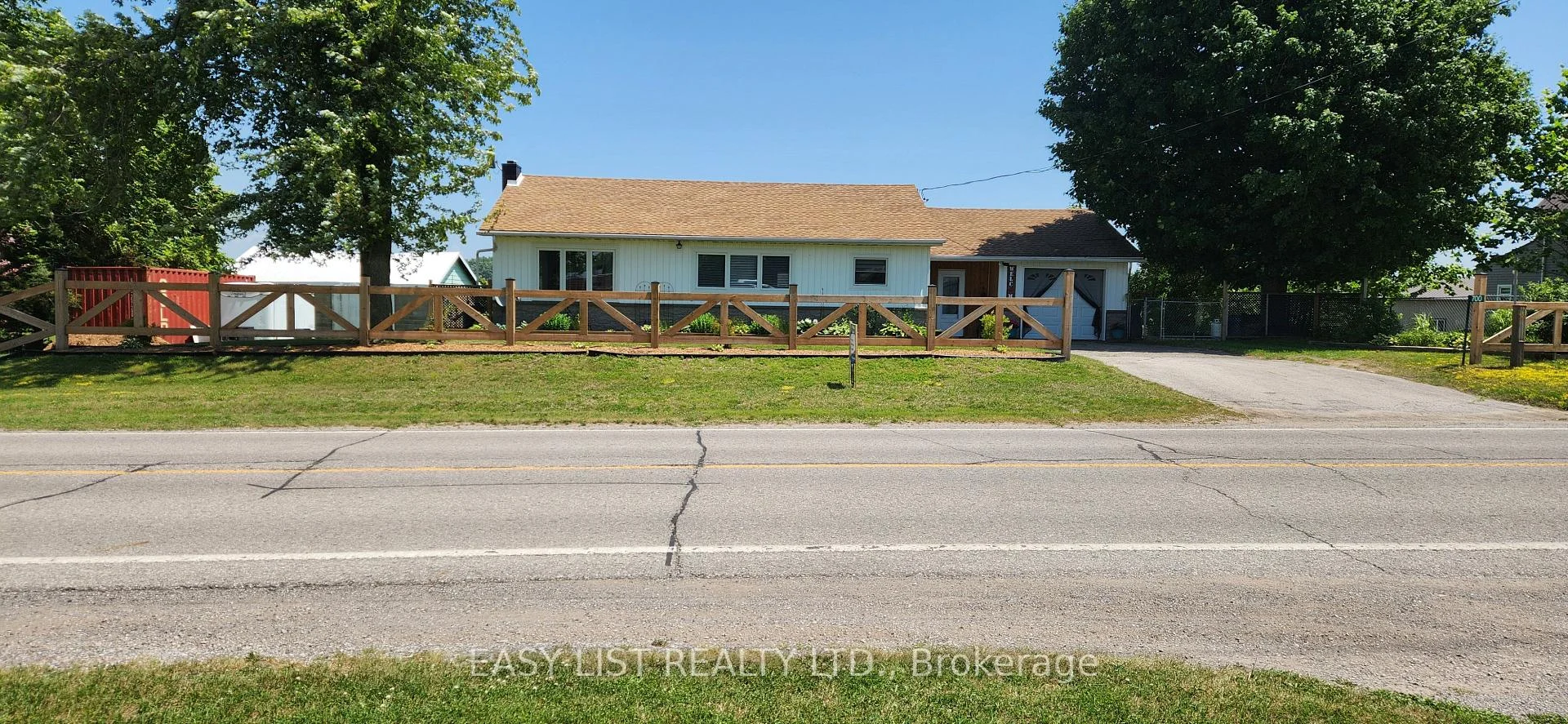 Photo of 700 Norfolk County Road 28