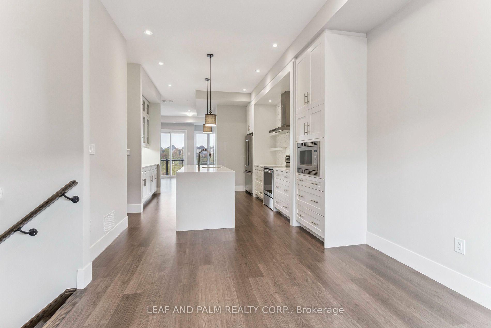 Photo 16 of 28 Cassila Way, Vaughan, Vellore Village — HOMEH