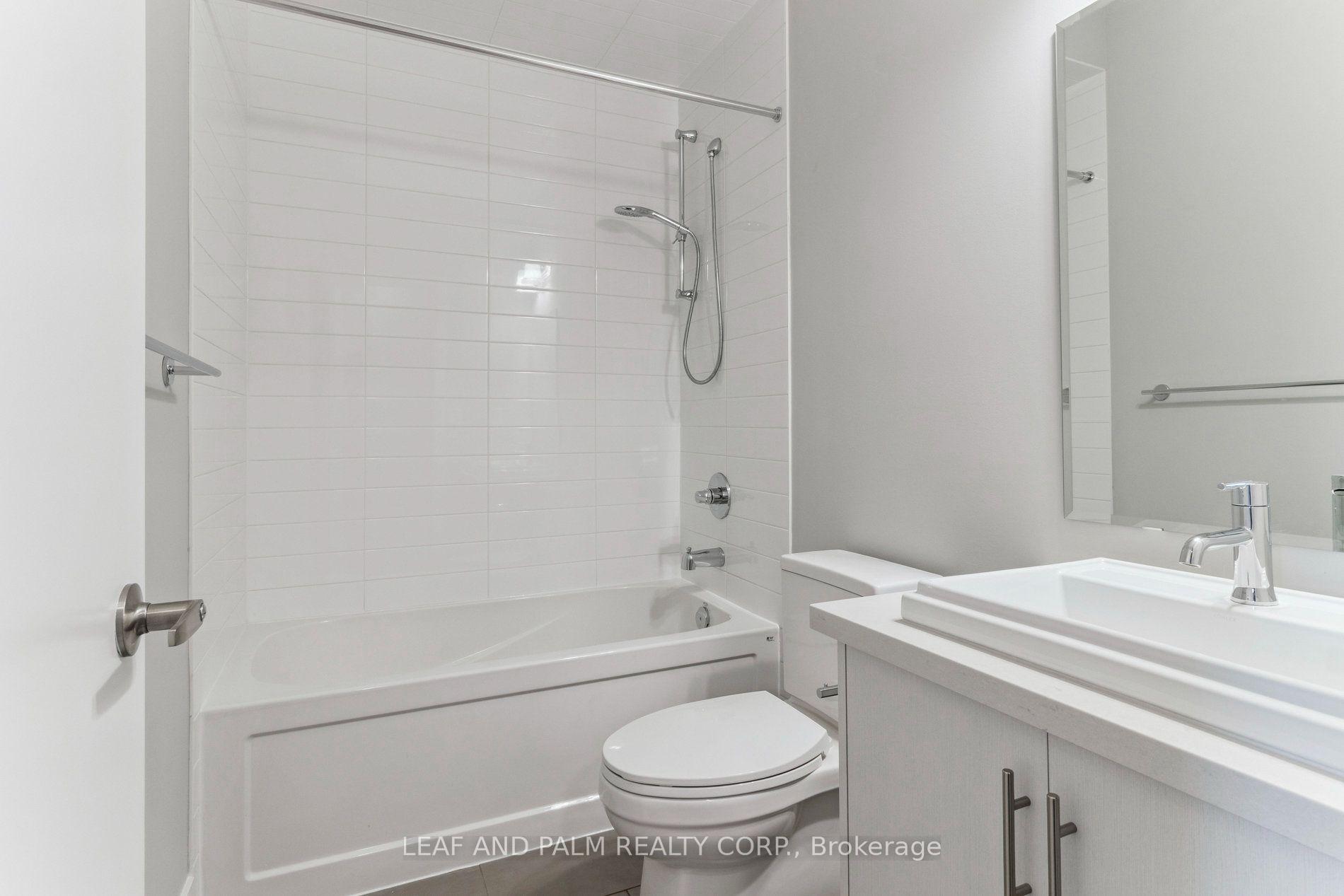 Photo 22 of 28 Cassila Way, Vaughan, Vellore Village — HOMEH