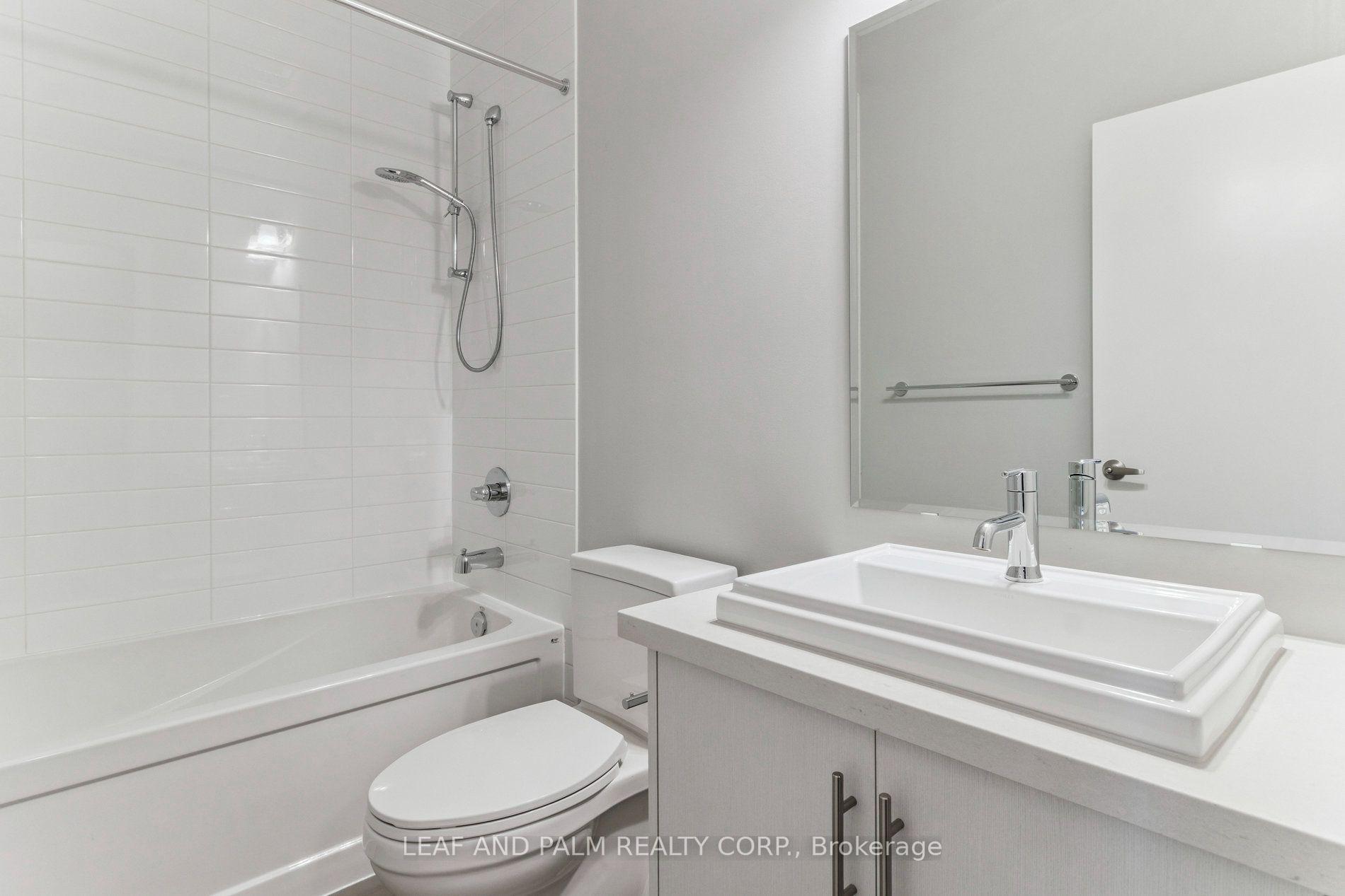 Photo 23 of 28 Cassila Way, Vaughan, Vellore Village — HOMEH