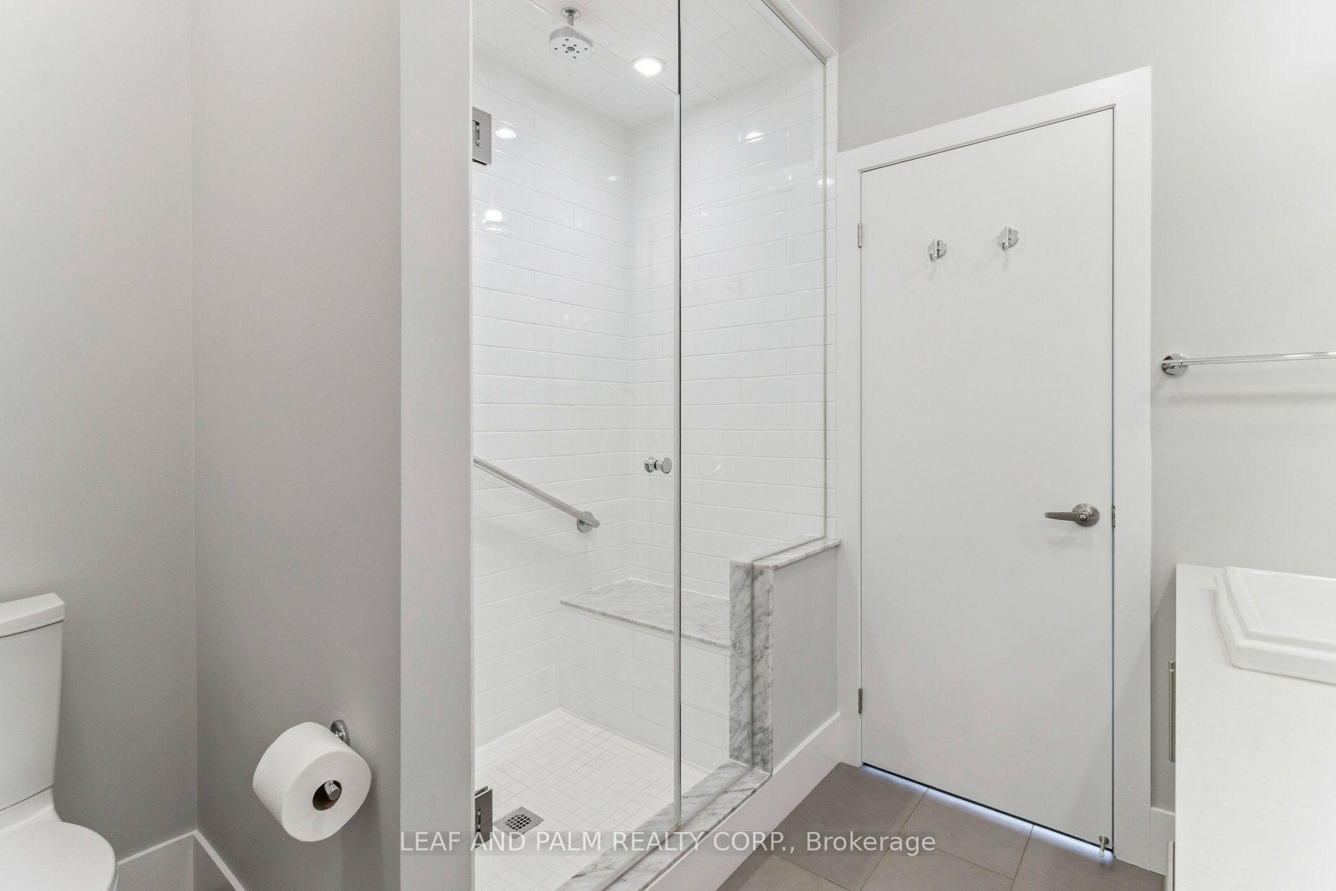 Photo 30 of 28 Cassila Way, Vaughan, Vellore Village — HOMEH