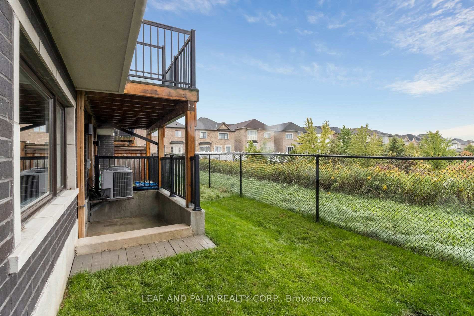 Photo 37 of 28 Cassila Way, Vaughan, Vellore Village — HOMEH