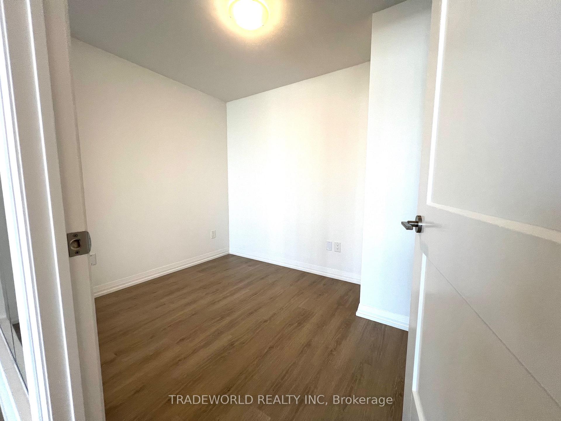 Photo 7 of Unit 4927, 28 Widmer Street, Toronto, Waterfront Communities — HOMEH