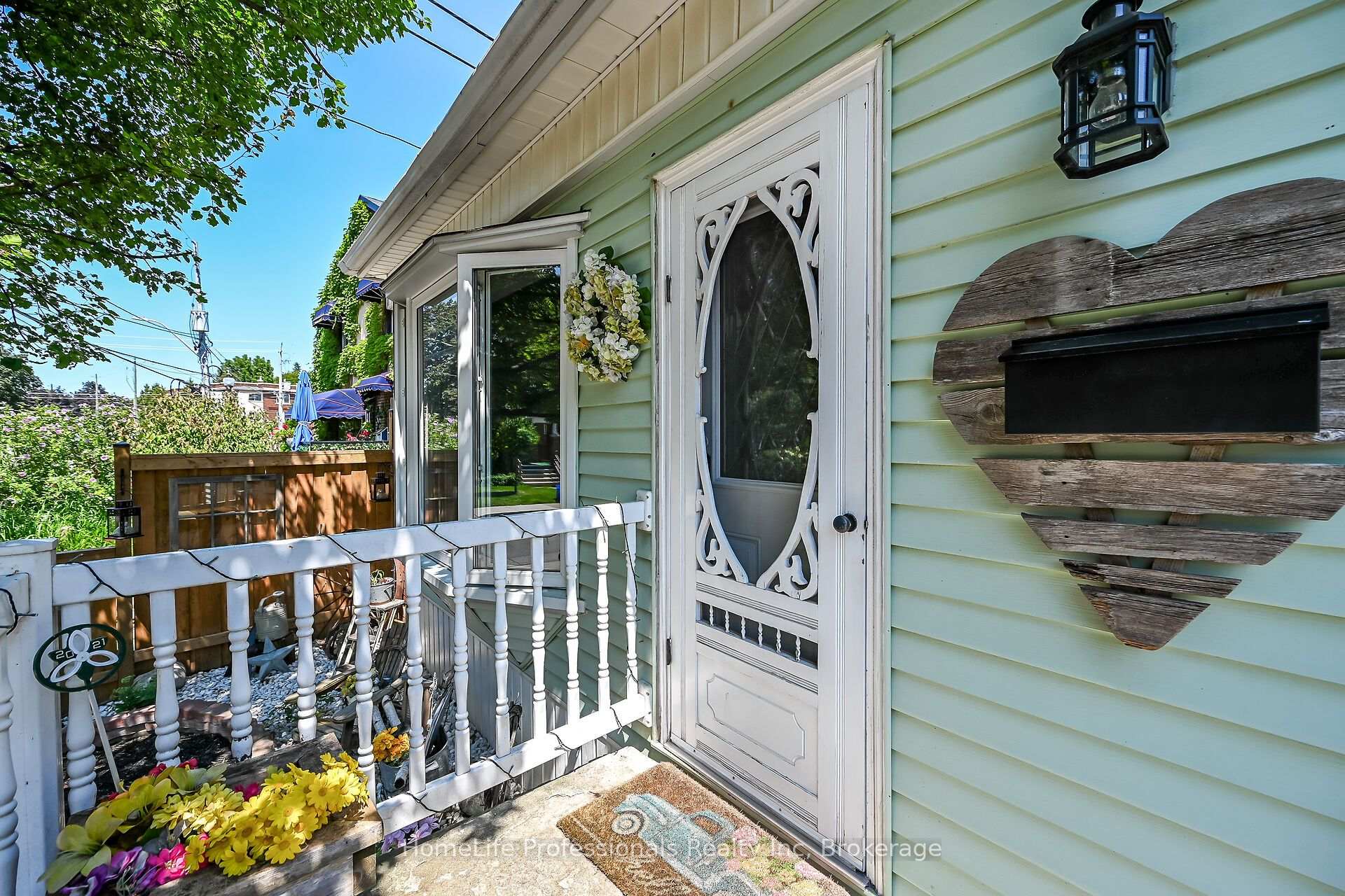 Photo 3 of 13 Paisley Avenue S, Hamilton, Westdale — HOMEH