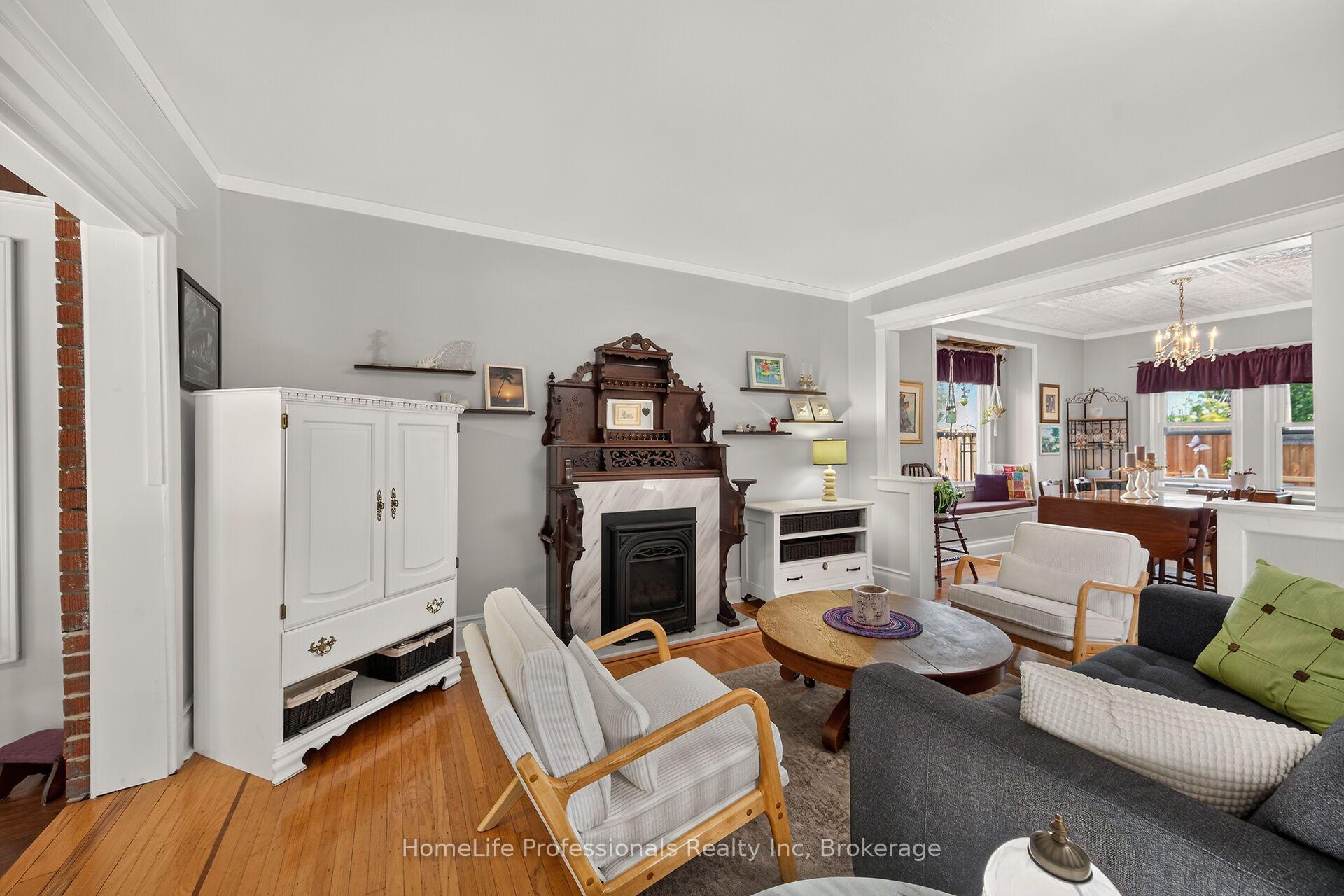 Photo 9 of 13 Paisley Avenue S, Hamilton, Westdale — HOMEH