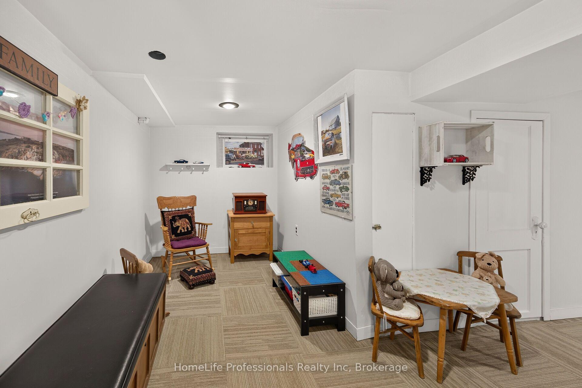 Photo 33 of 13 Paisley Avenue S, Hamilton, Westdale — HOMEH