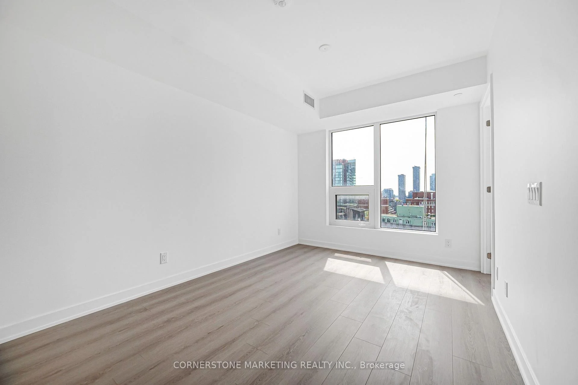 Photo 4 of Unit 1811, 100 Queen Street E, Toronto, Church-Yonge Corridor — HOMEH