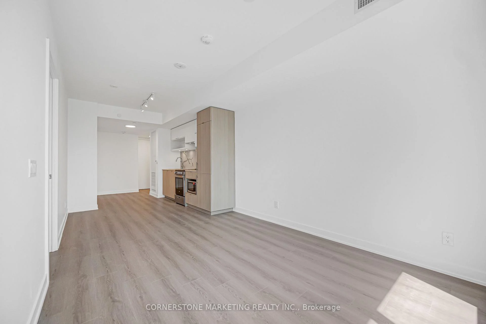 Photo 11 of Unit 1811, 100 Queen Street E, Toronto, Church-Yonge Corridor — HOMEH