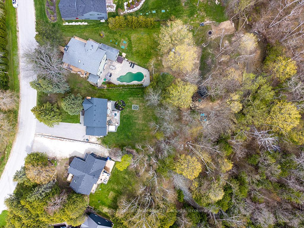 Photo 35 of 31 Slalom Gate Road, Collingwood — HOMEH