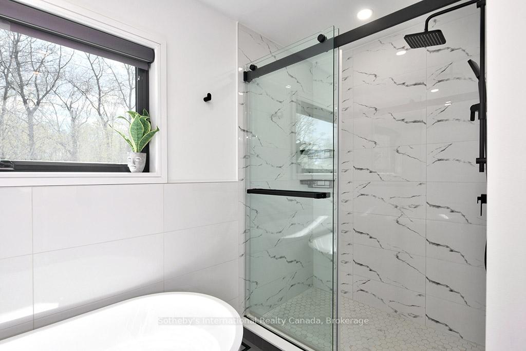 Photo 40 of 31 Slalom Gate Road, Collingwood — HOMEH