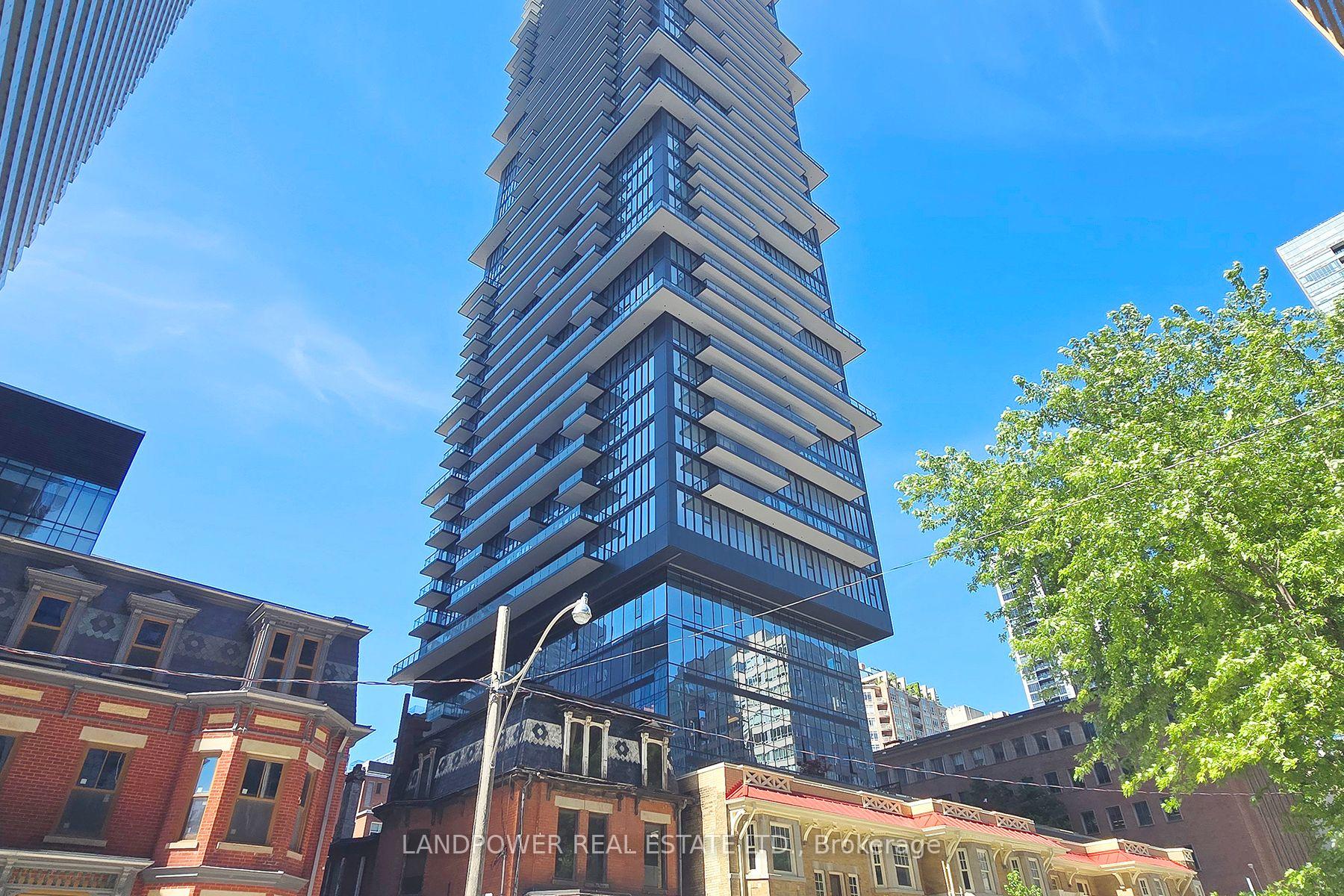 Front of Unit 3605, 634 Church Street