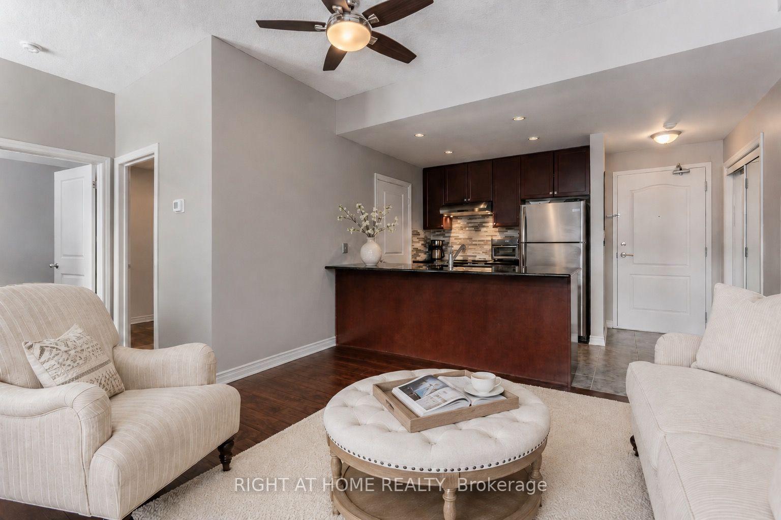 Photo 3 of 5327 Upper Middle Road, Burlington, Orchard — HOMEH