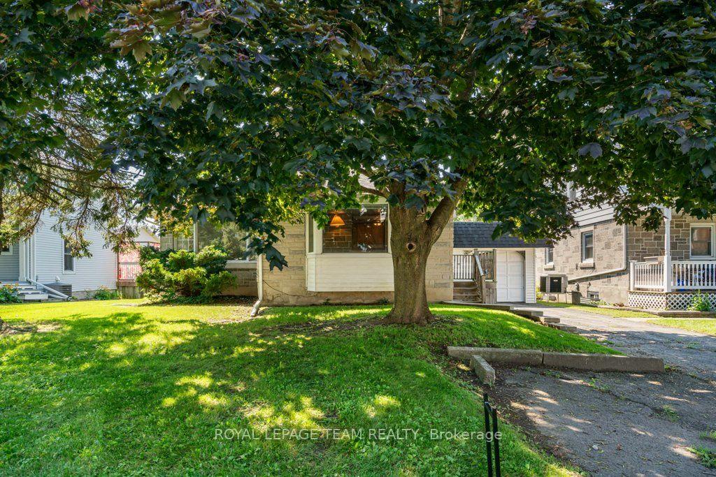 Photo 4 of 485 Fred Street, North Dundas, Winchester — HOMEH