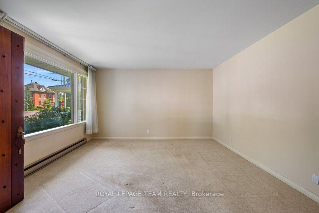 Photo 5 of 485 Fred Street, North Dundas, Winchester — HOMEH
