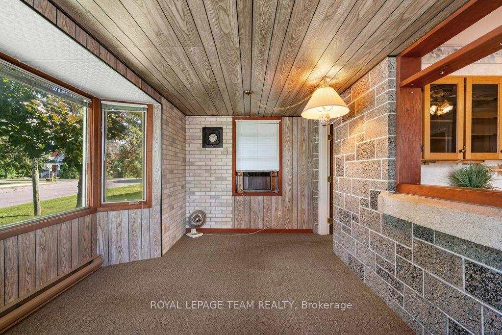 Photo 7 of 485 Fred Street, North Dundas, Winchester — HOMEH