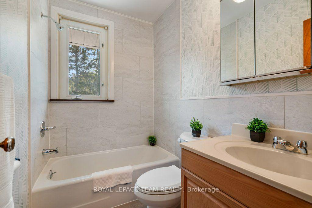 Photo 26 of 485 Fred Street, North Dundas, Winchester — HOMEH