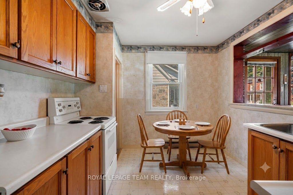 Photo 14 of 485 Fred Street, North Dundas, Winchester — HOMEH