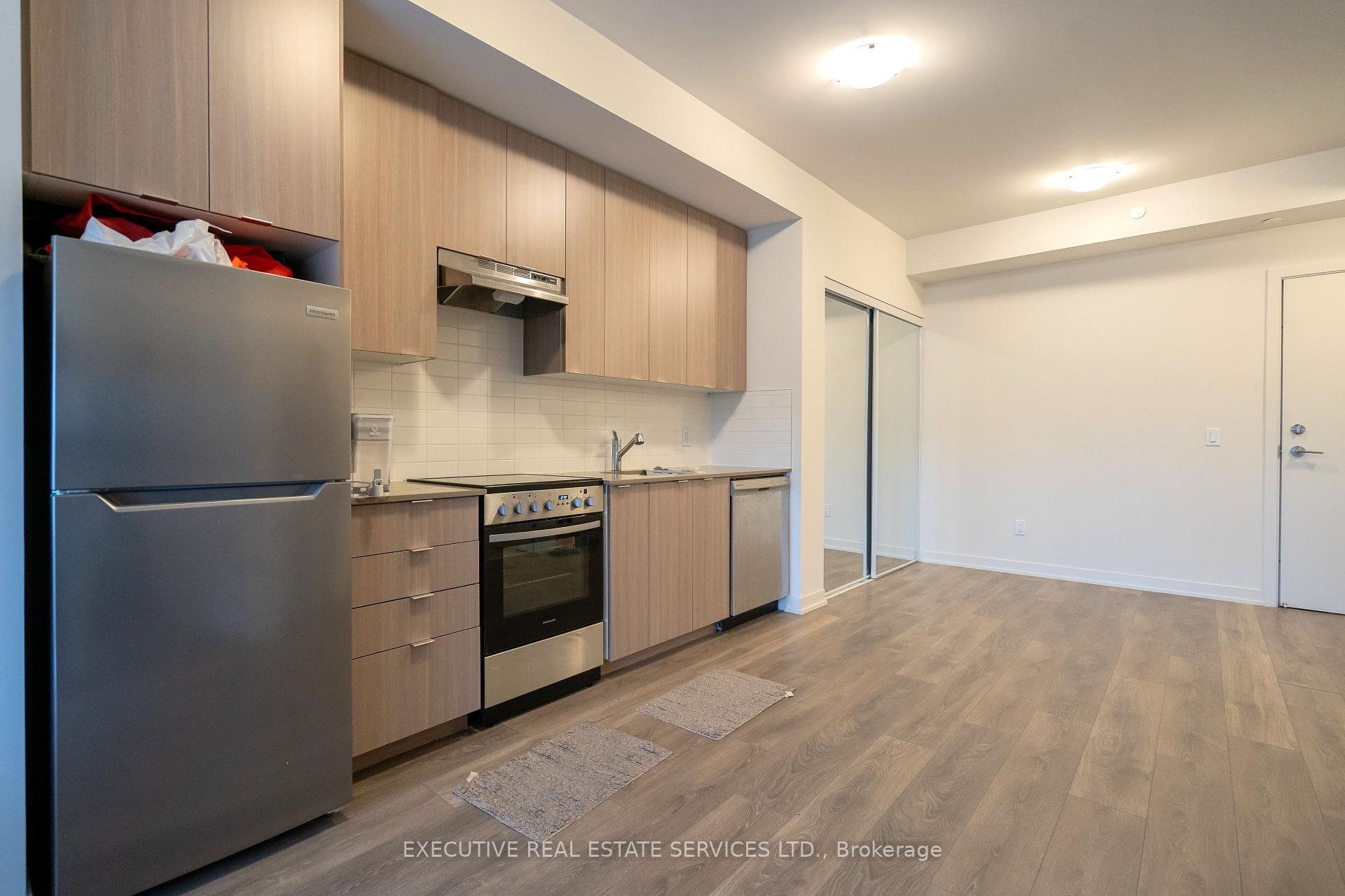 Photo 18 of Unit 402, 58 Sky Harbour Drive, Brampton, Bram West — HOMEH