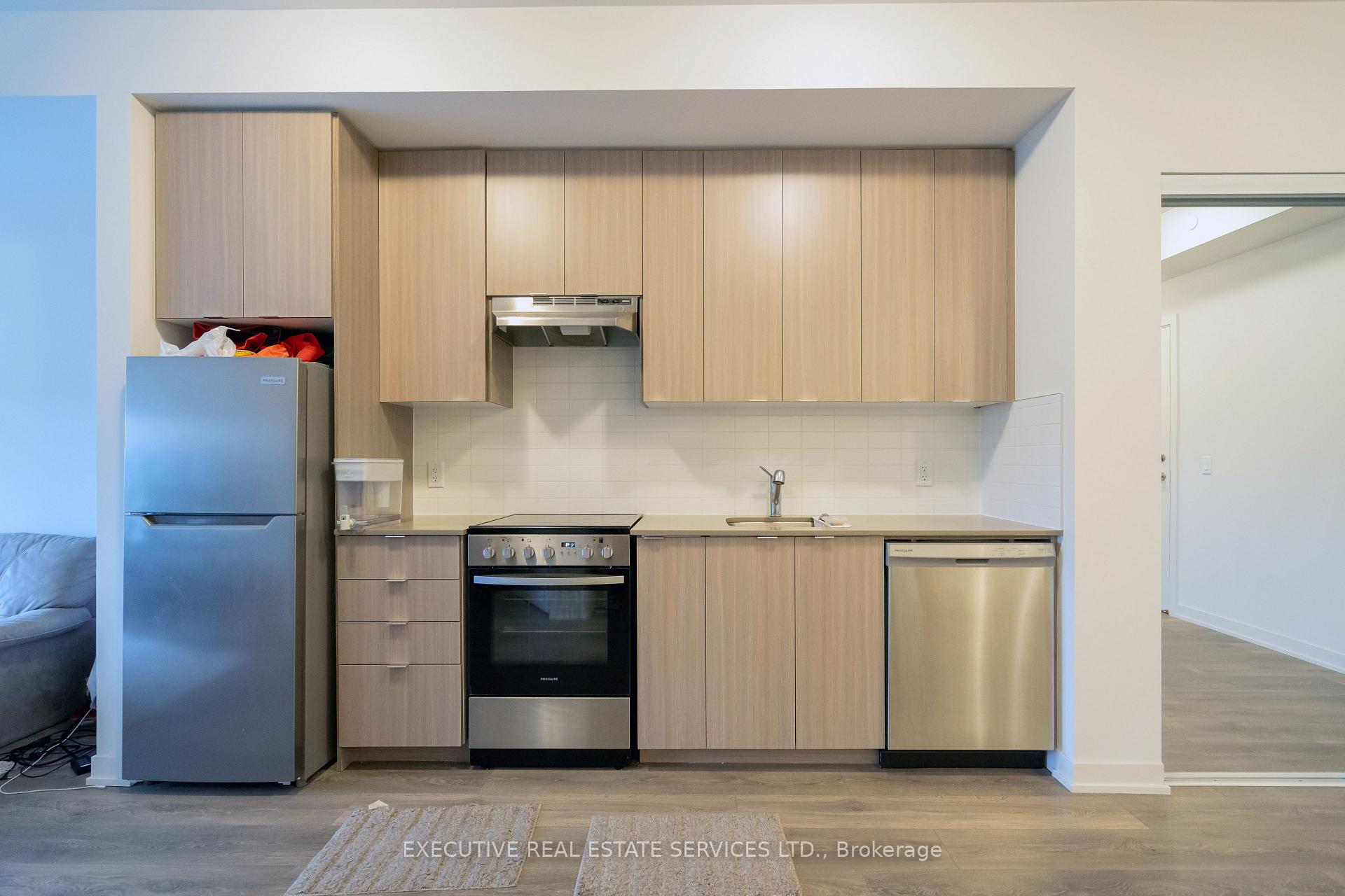 Photo 19 of Unit 402, 58 Sky Harbour Drive, Brampton, Bram West — HOMEH