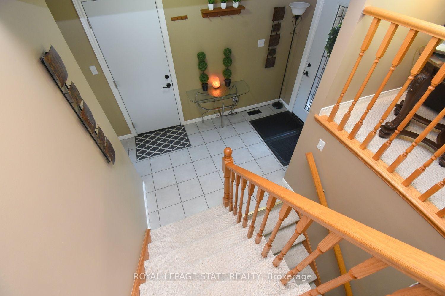 Photo 6 of 24 Buchanan Drive, Haldimand — HOMEH