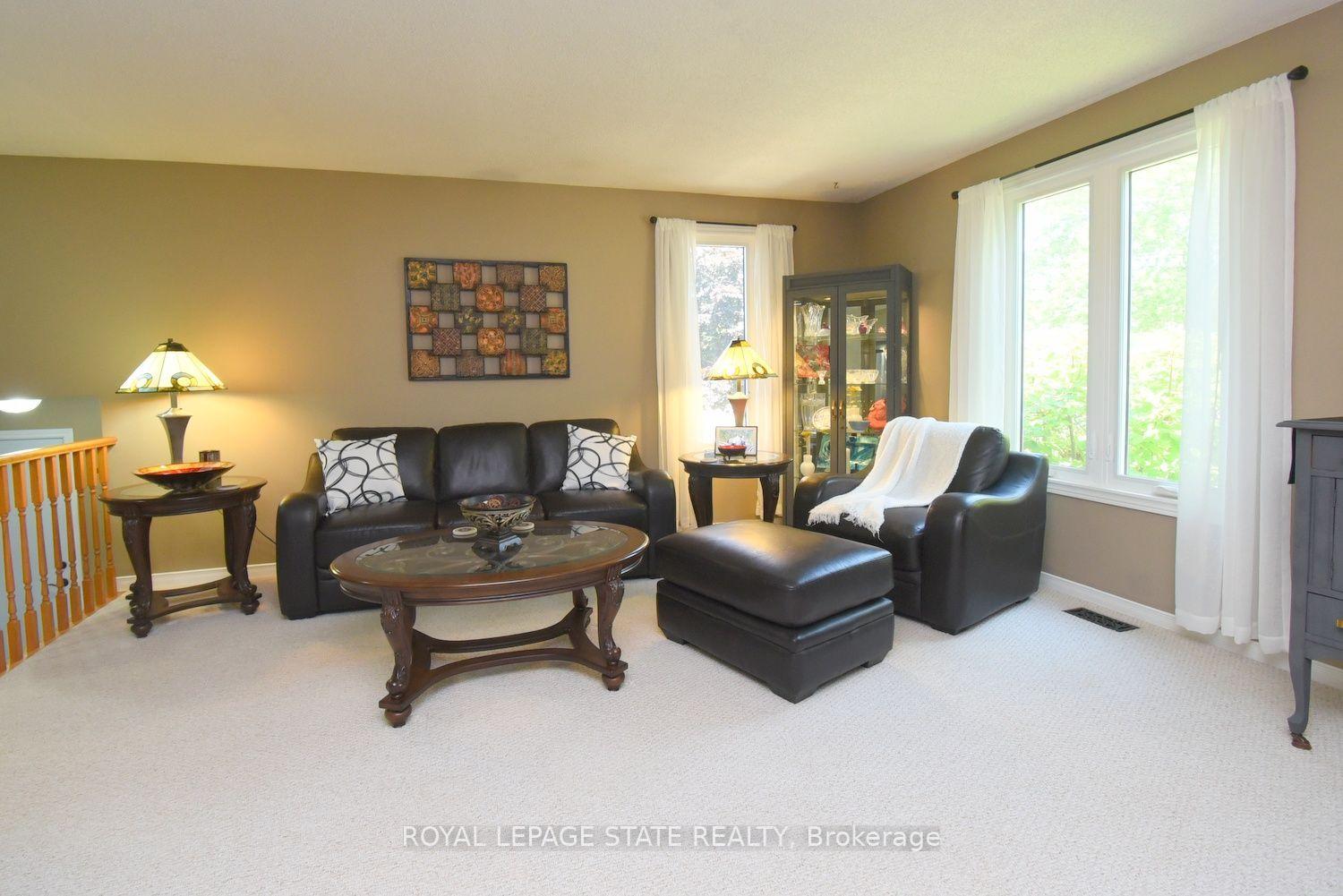 Photo 9 of 24 Buchanan Drive, Haldimand — HOMEH