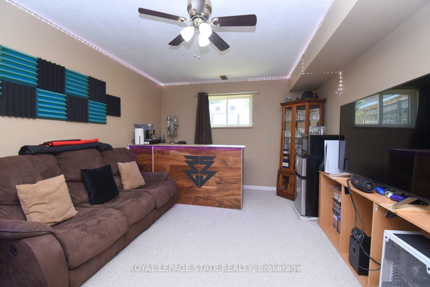 Photo 28 of 24 Buchanan Drive, Haldimand — HOMEH