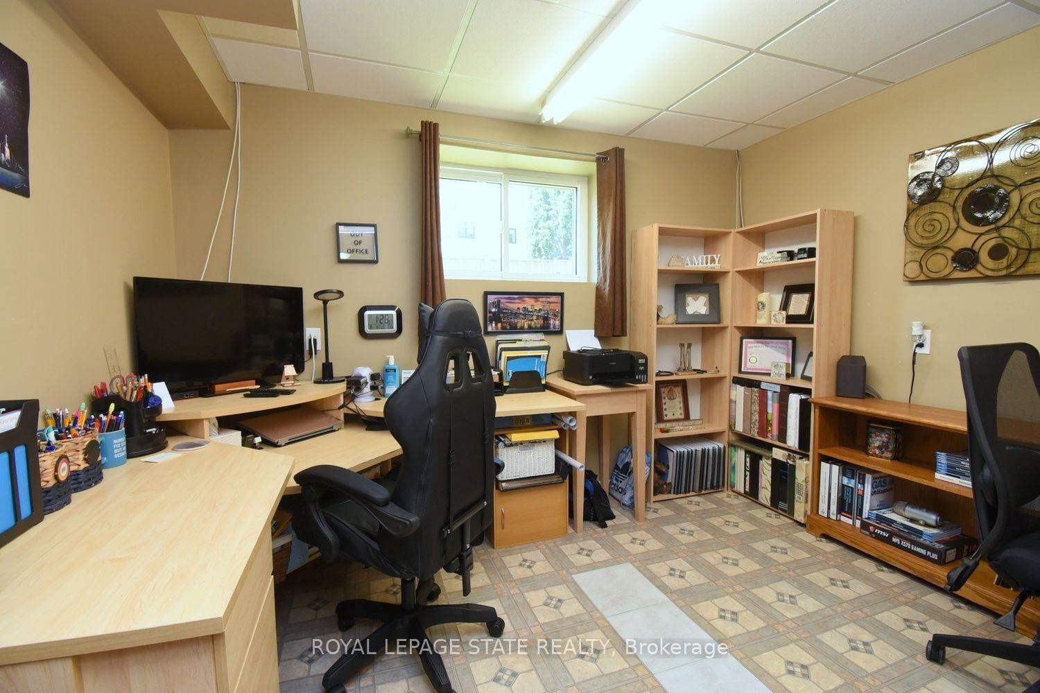 Photo 30 of 24 Buchanan Drive, Haldimand — HOMEH